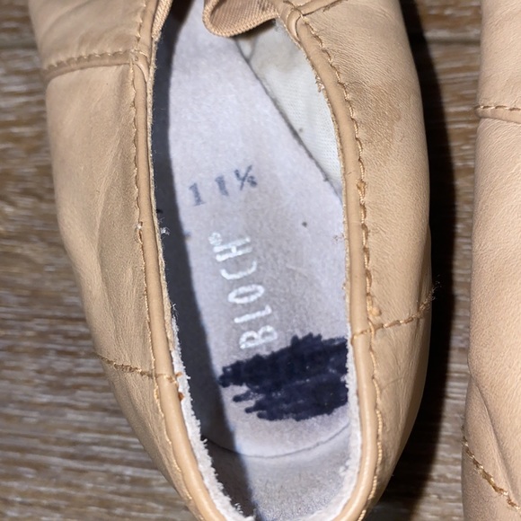 Bloch Childrens Super Jazz Slip On Jazz Shoes
S0401G - Picture 4 of 5